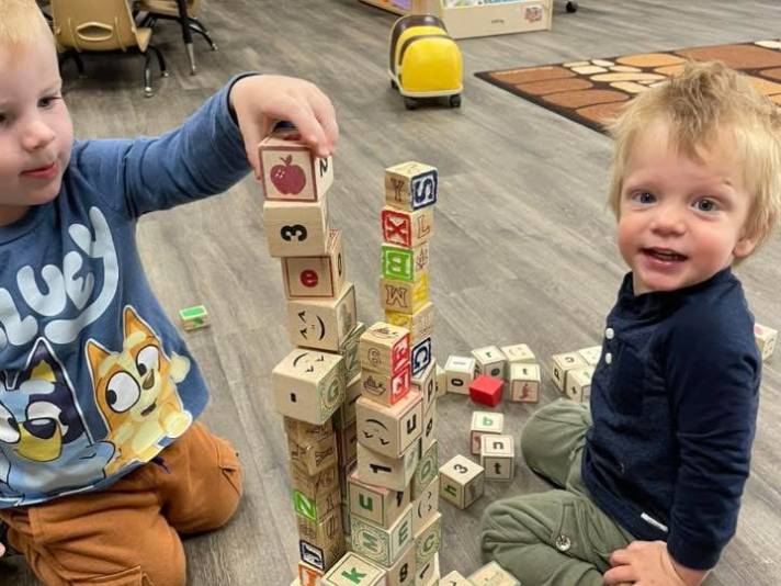 kids playing with blocks